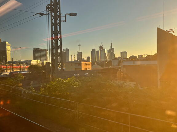 23-09-08 07-28-27 6463